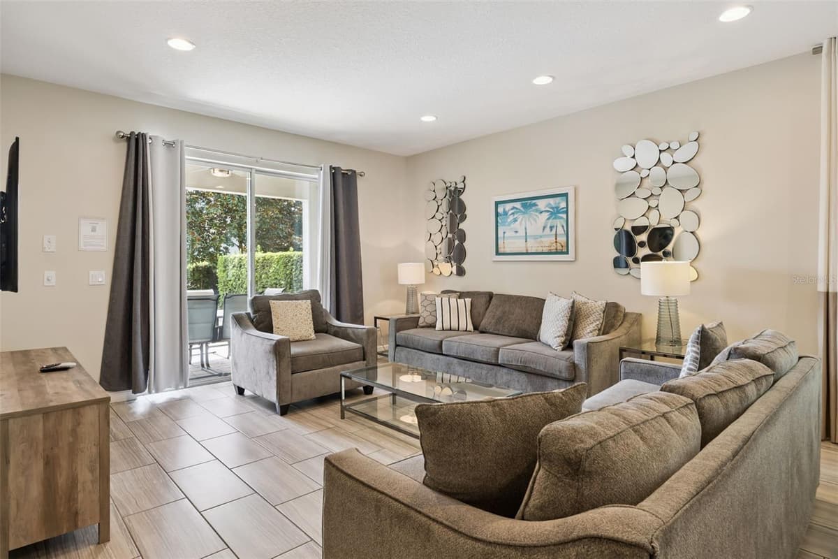 341 PENDANT COURT — photo 5 of 63