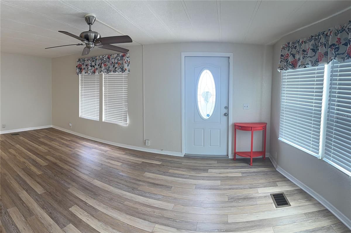 3301 ALT 19 — photo 7 of 12