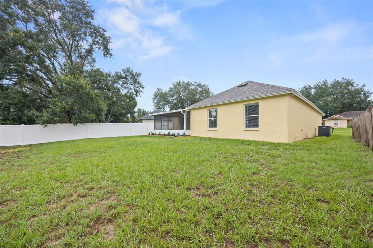 643 LAKEMONT DR — photo 34 of 43