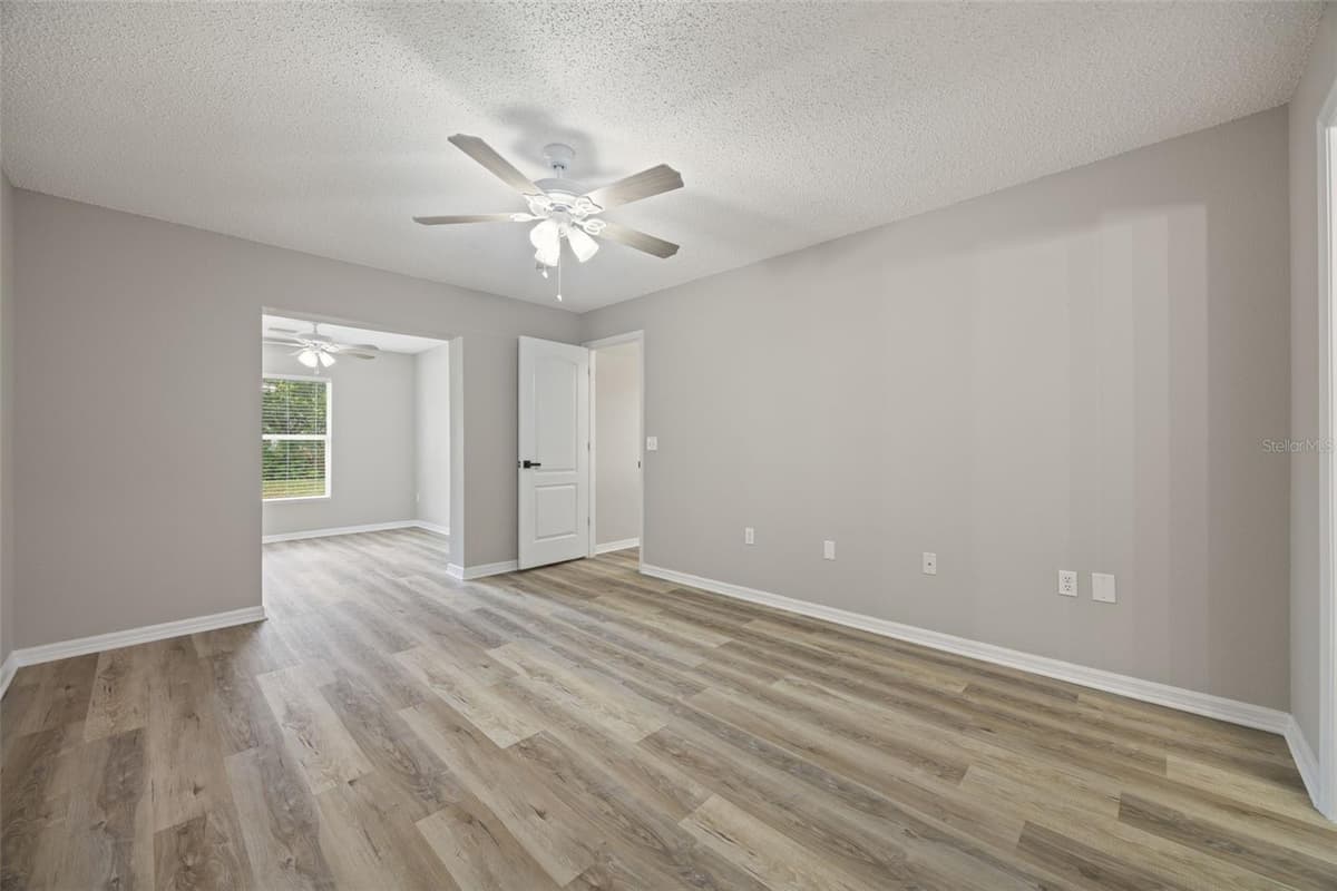 643 LAKEMONT DR — photo 28 of 43