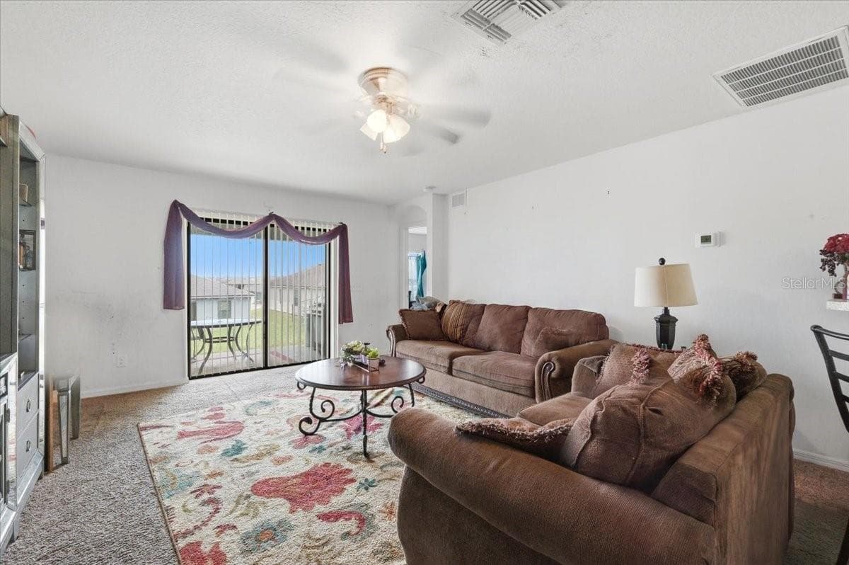 1603 ELLINGTON DRIVE — photo 14 of 33