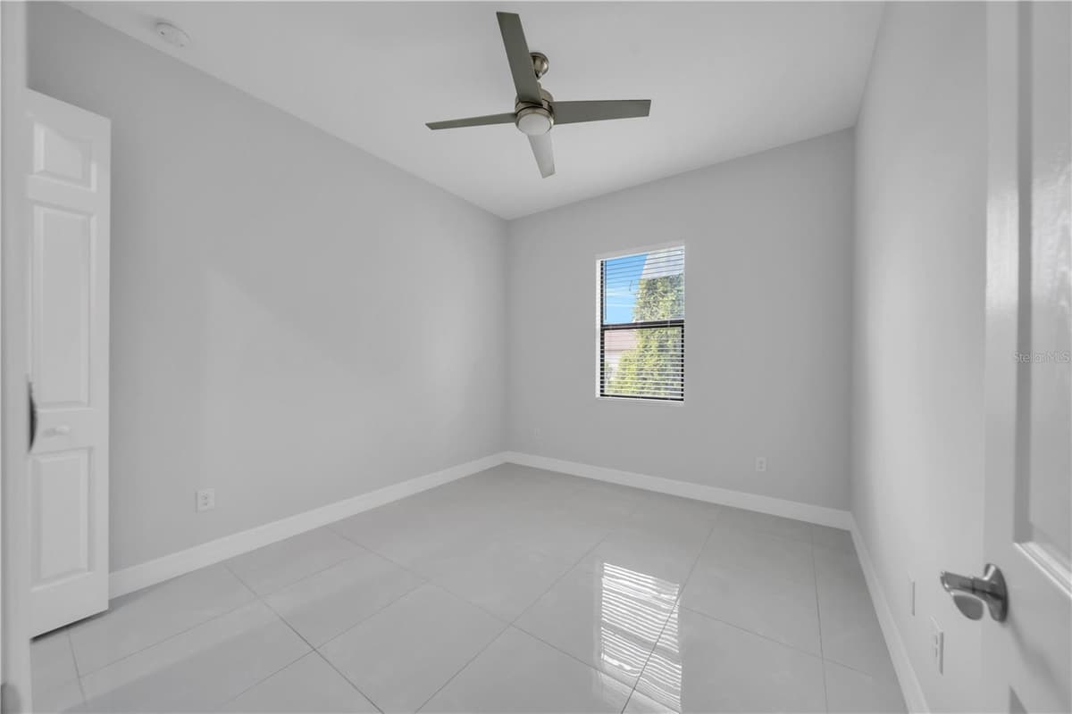 3509 38TH ST SW — photo 27 of 47