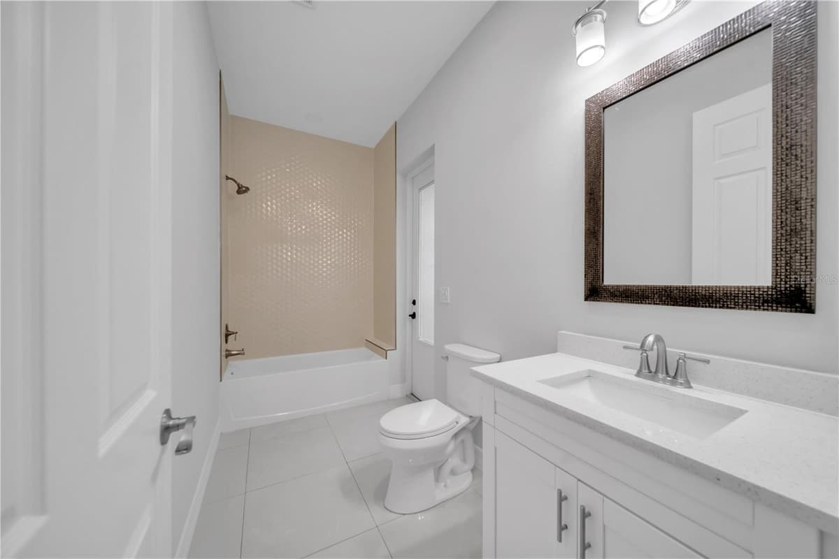 3509 38TH ST SW — photo 26 of 47