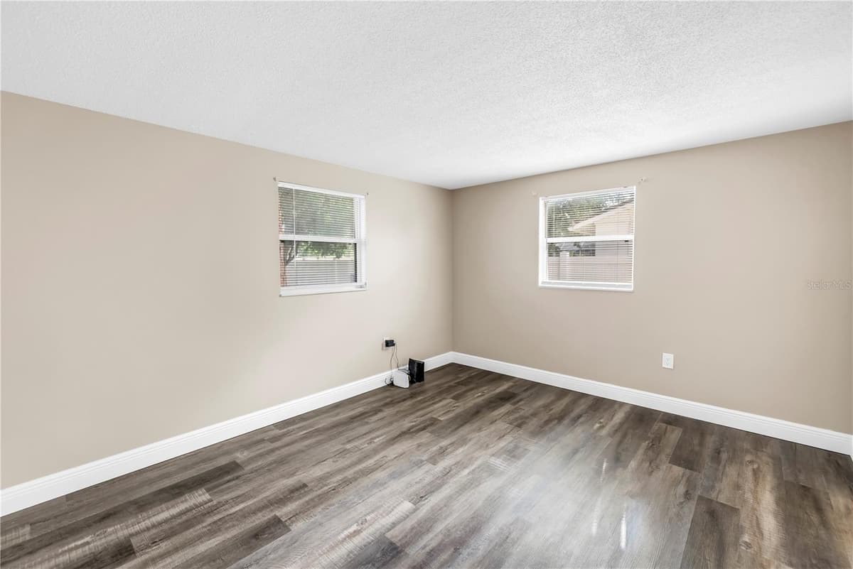 518 62ND AVENUE — photo 27 of 38