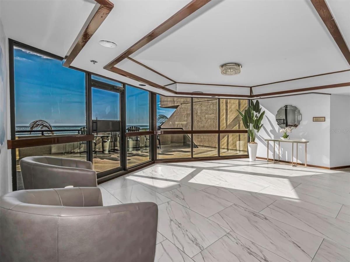 1660 GULF BOULEVARD — photo 88 of 94