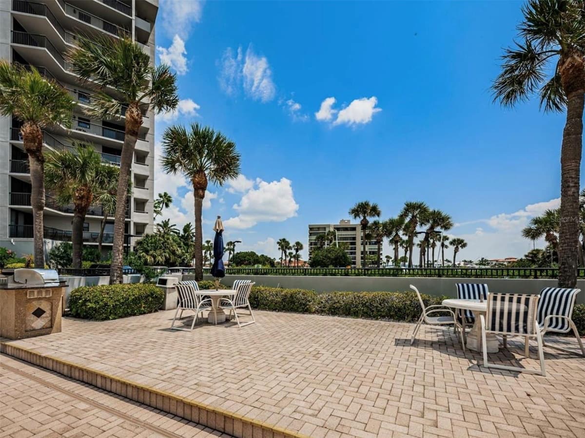 1660 GULF BOULEVARD — photo 93 of 94