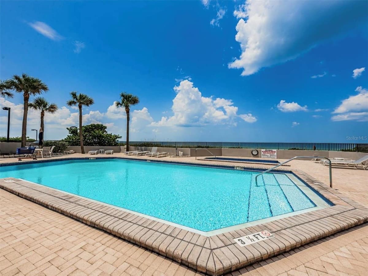 1660 GULF BOULEVARD — photo 91 of 94