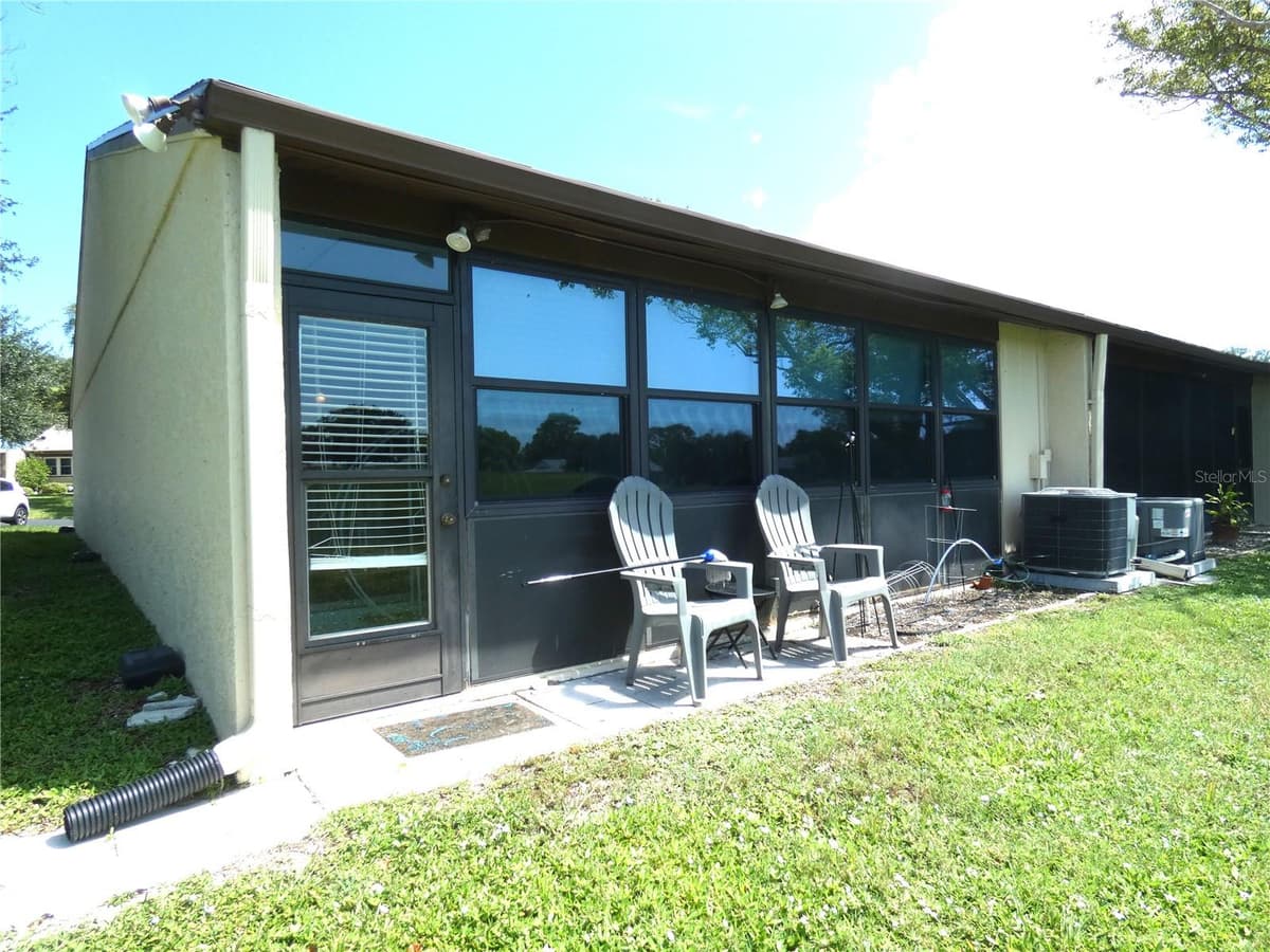 11231 DOLLAR LAKE DRIVE — photo 4 of 39