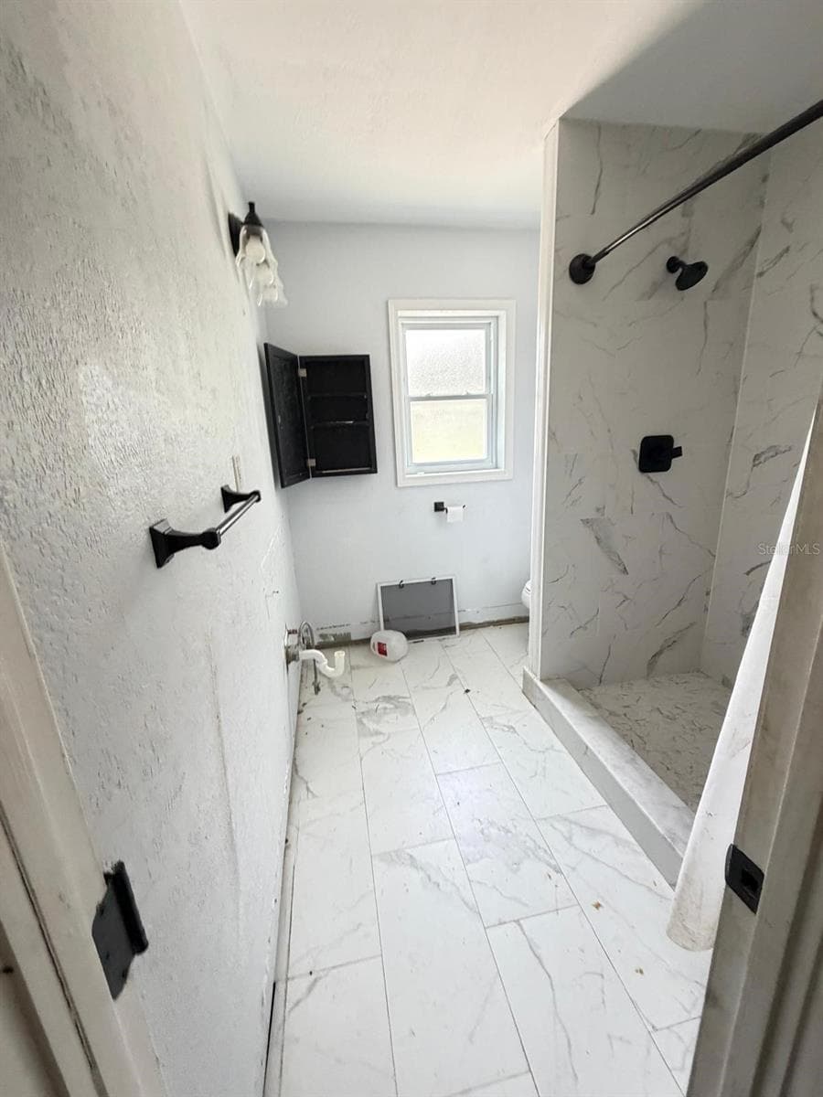 8209 PAPAYA STREET — photo 18 of 33