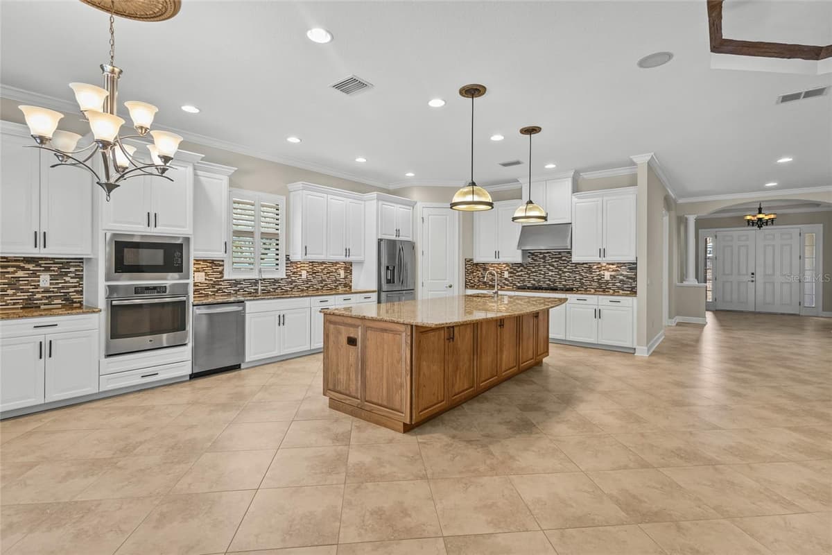 9913 WICKER PARK PLACE — photo 12 of 46