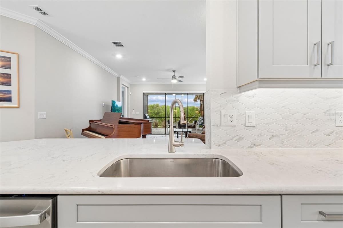 4618 ROSATTI ROAD — photo 33 of 100