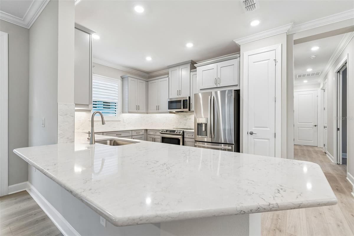 4618 ROSATTI ROAD — photo 7 of 100