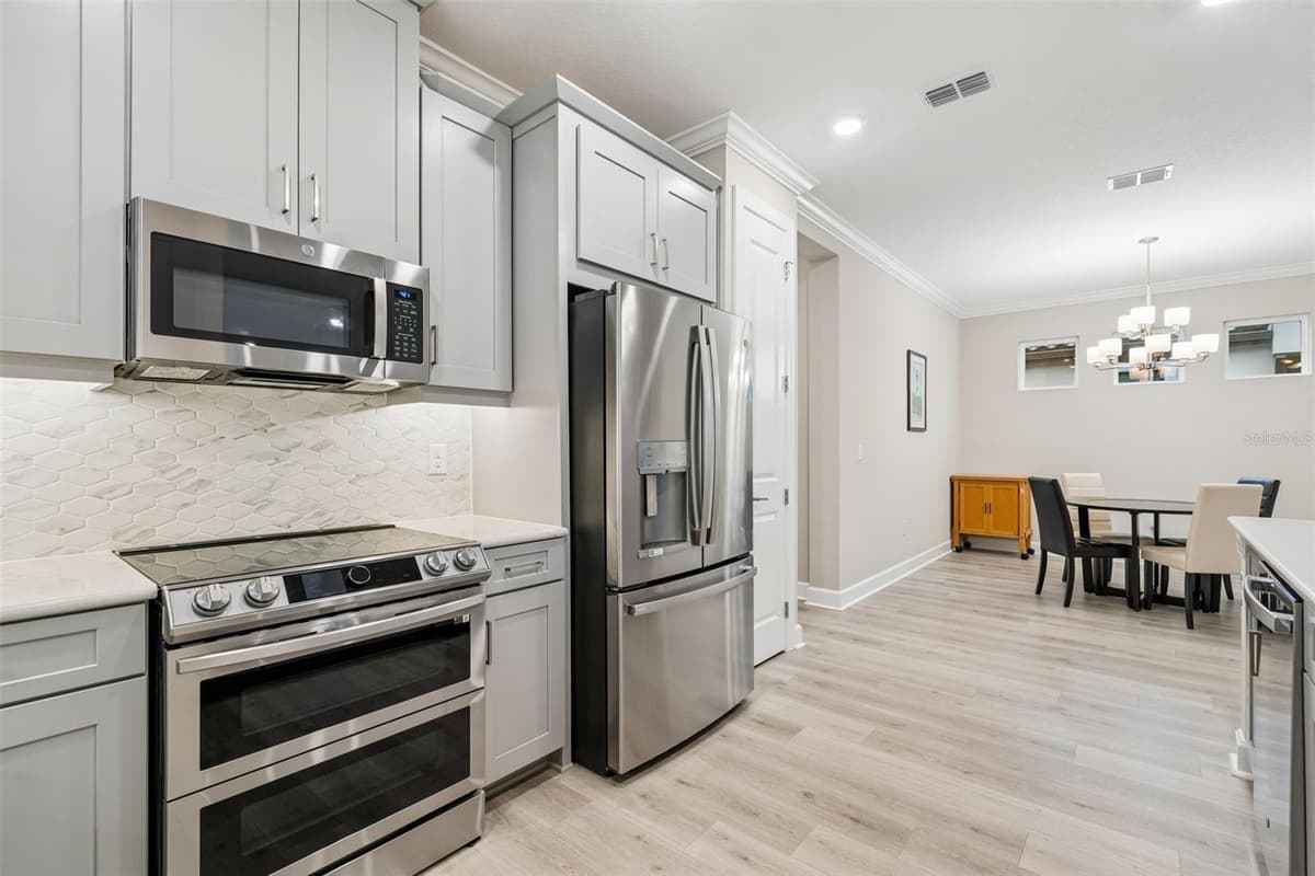 4618 ROSATTI ROAD — photo 9 of 100
