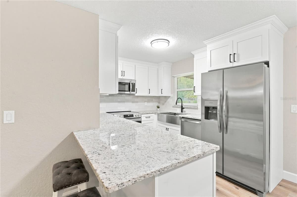 2120 TANGLEWOOD DRIVE — photo 12 of 43