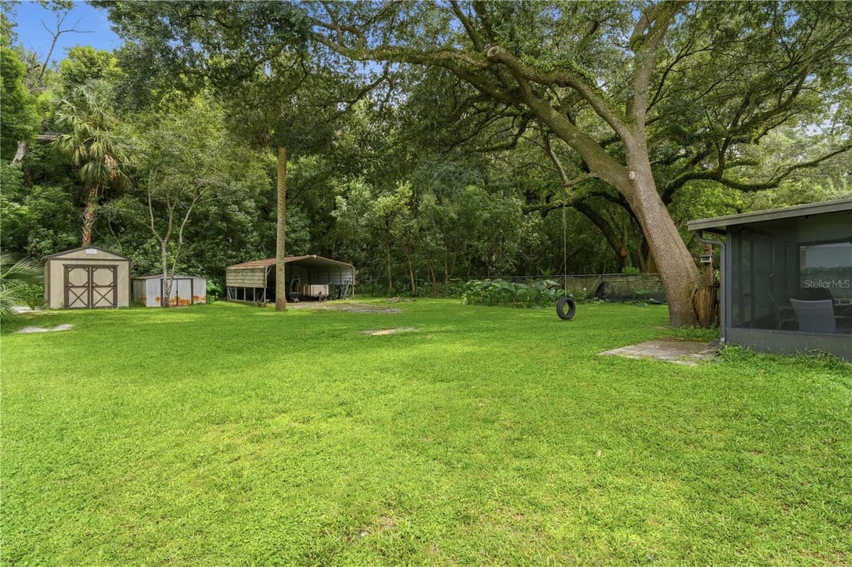2120 TANGLEWOOD DRIVE — photo 30 of 43