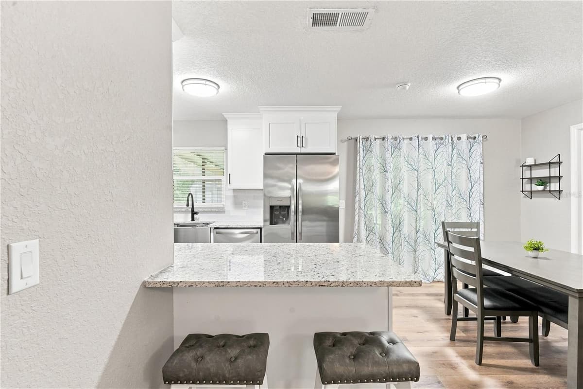 2120 TANGLEWOOD DRIVE — photo 13 of 43