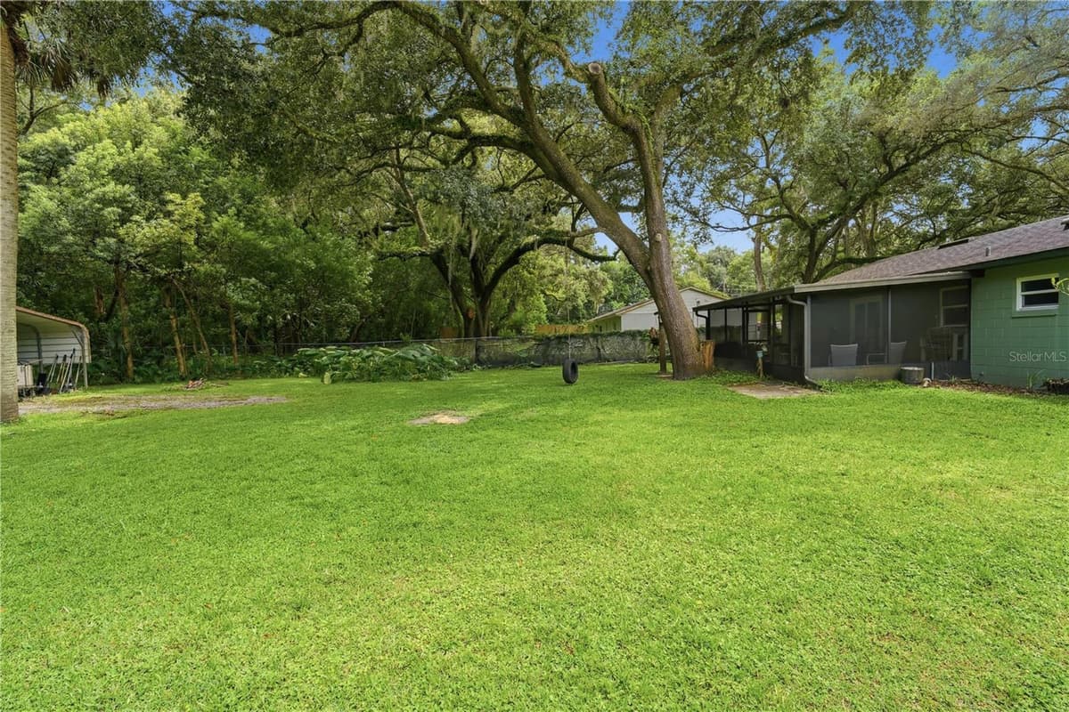 2120 TANGLEWOOD DRIVE — photo 31 of 43