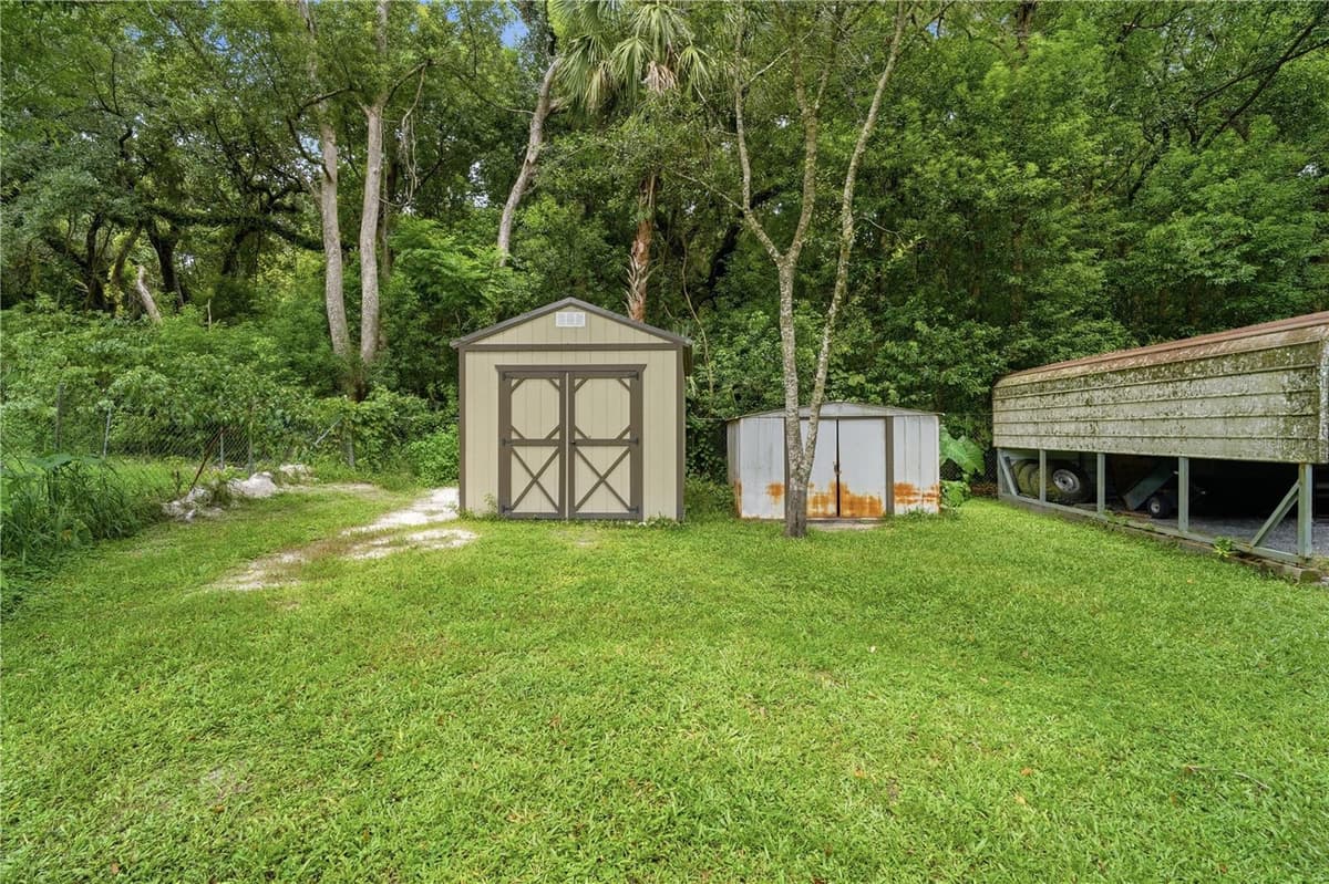 2120 TANGLEWOOD DRIVE — photo 33 of 43