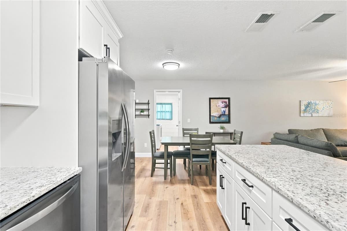 2120 TANGLEWOOD DRIVE — photo 14 of 43