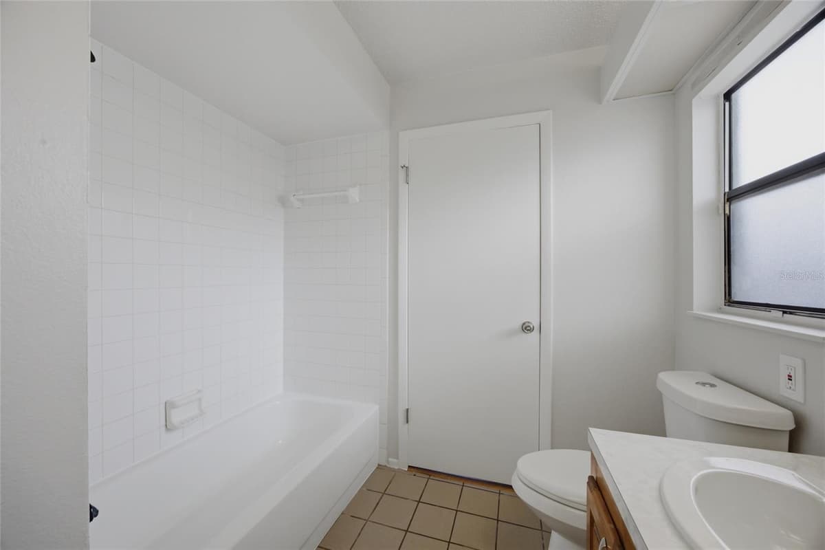 8373 CAMPHOR DRIVE — photo 17 of 28