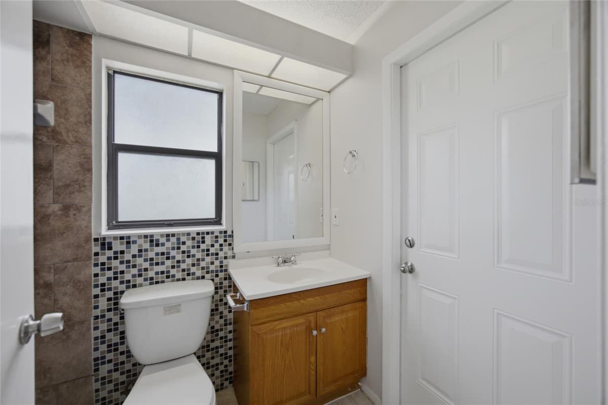 8373 CAMPHOR DRIVE — photo 19 of 28