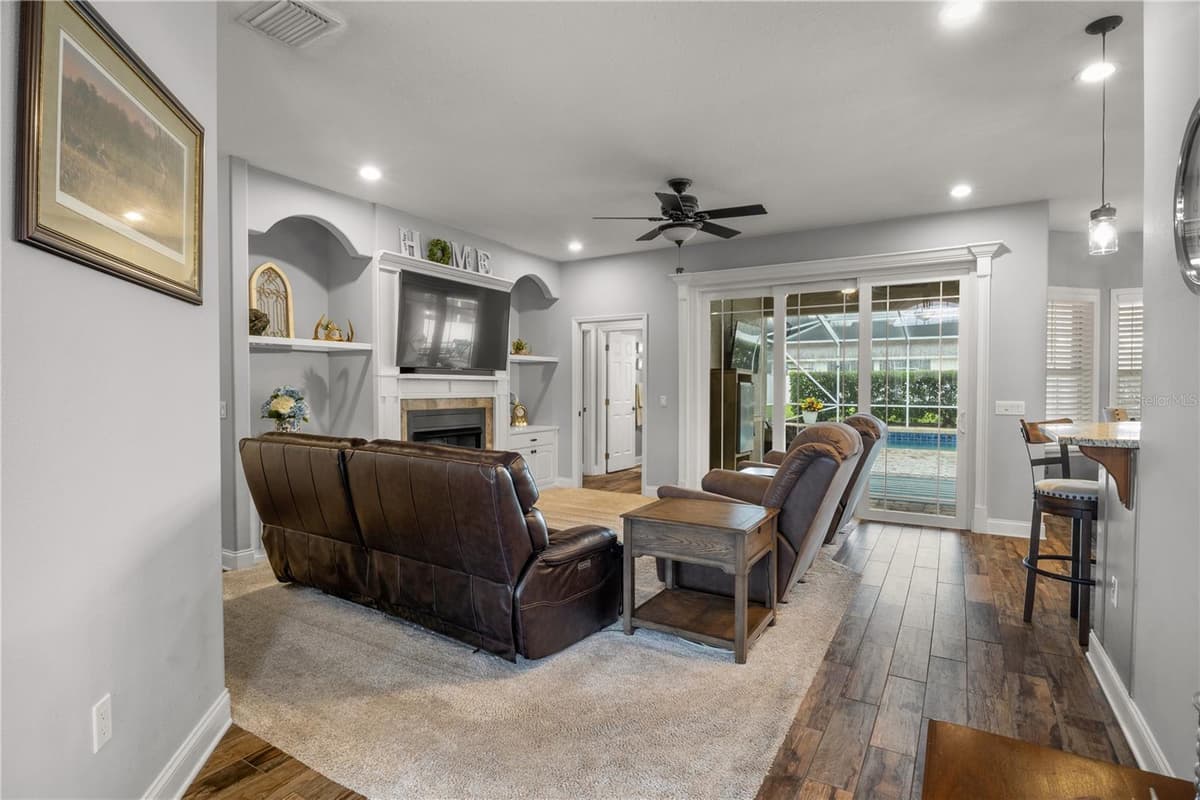651 HART LAKE DRIVE — photo 15 of 72