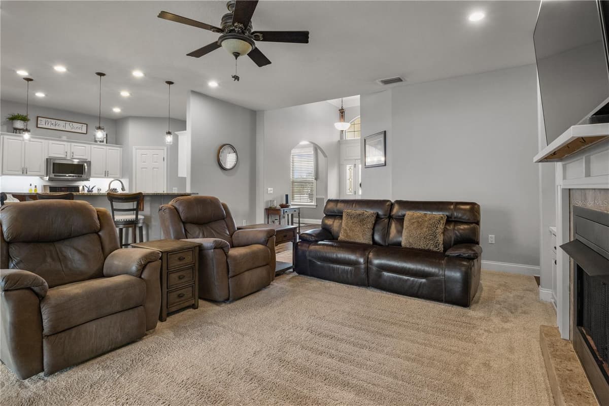 651 HART LAKE DRIVE — photo 19 of 72