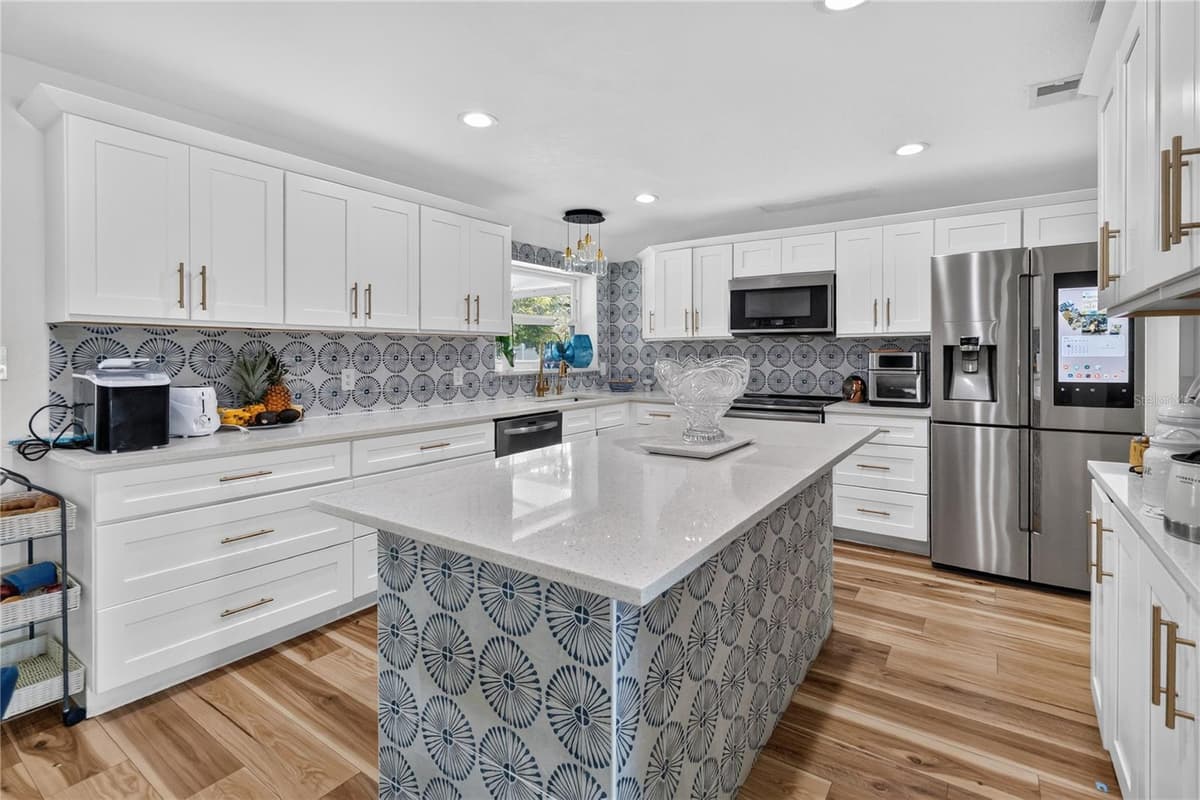 5316 HALYARD COURT — photo 9 of 28
