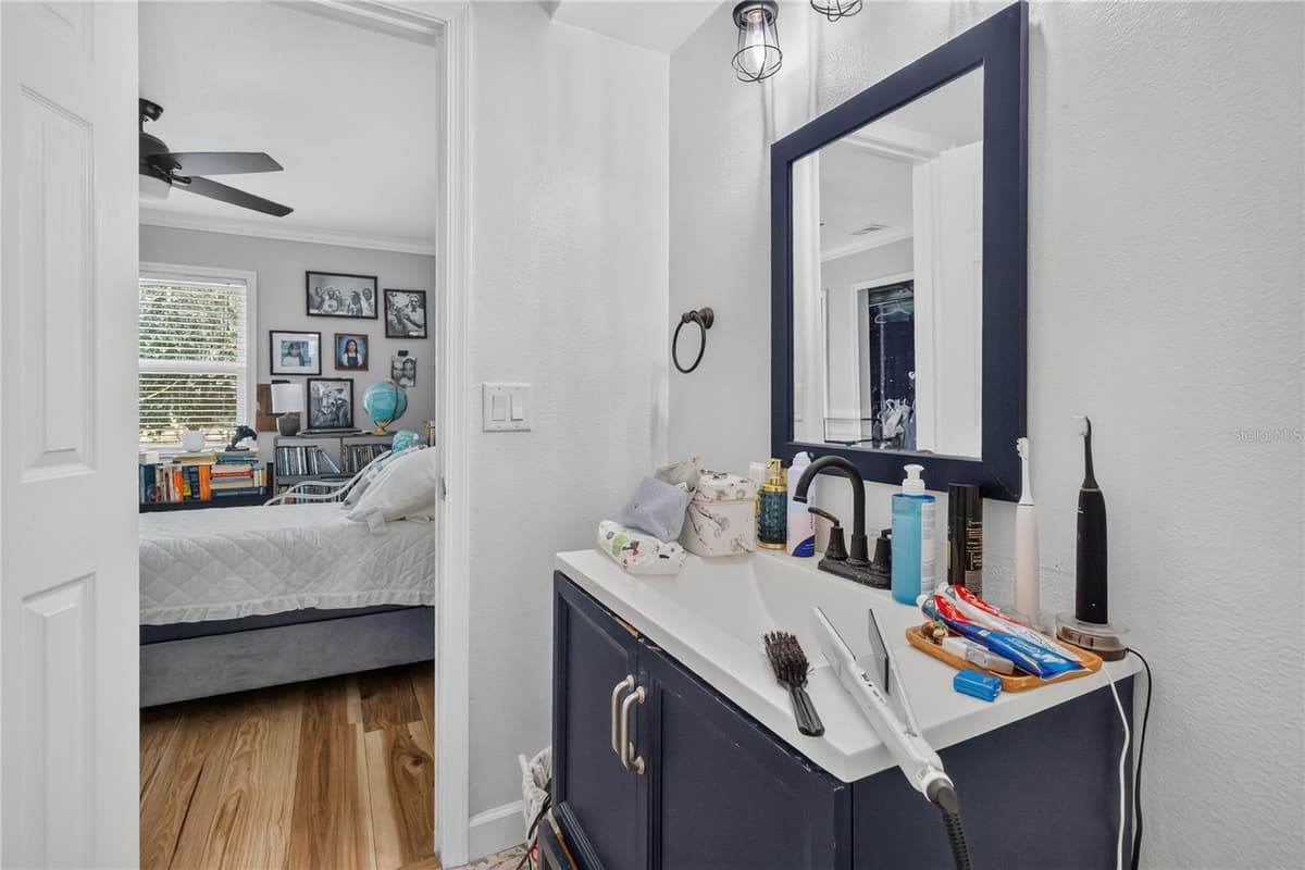5316 HALYARD COURT — photo 15 of 28