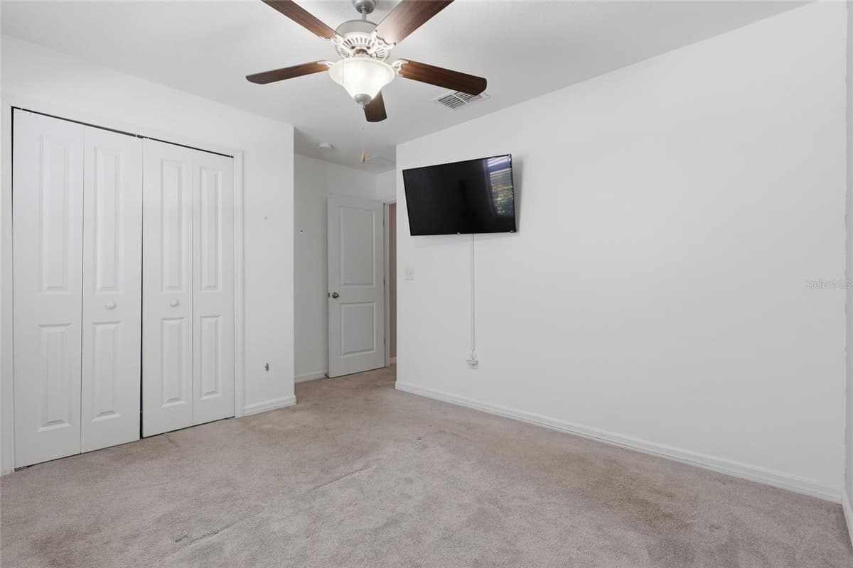9626 SAGE CREEK DRIVE — photo 21 of 36