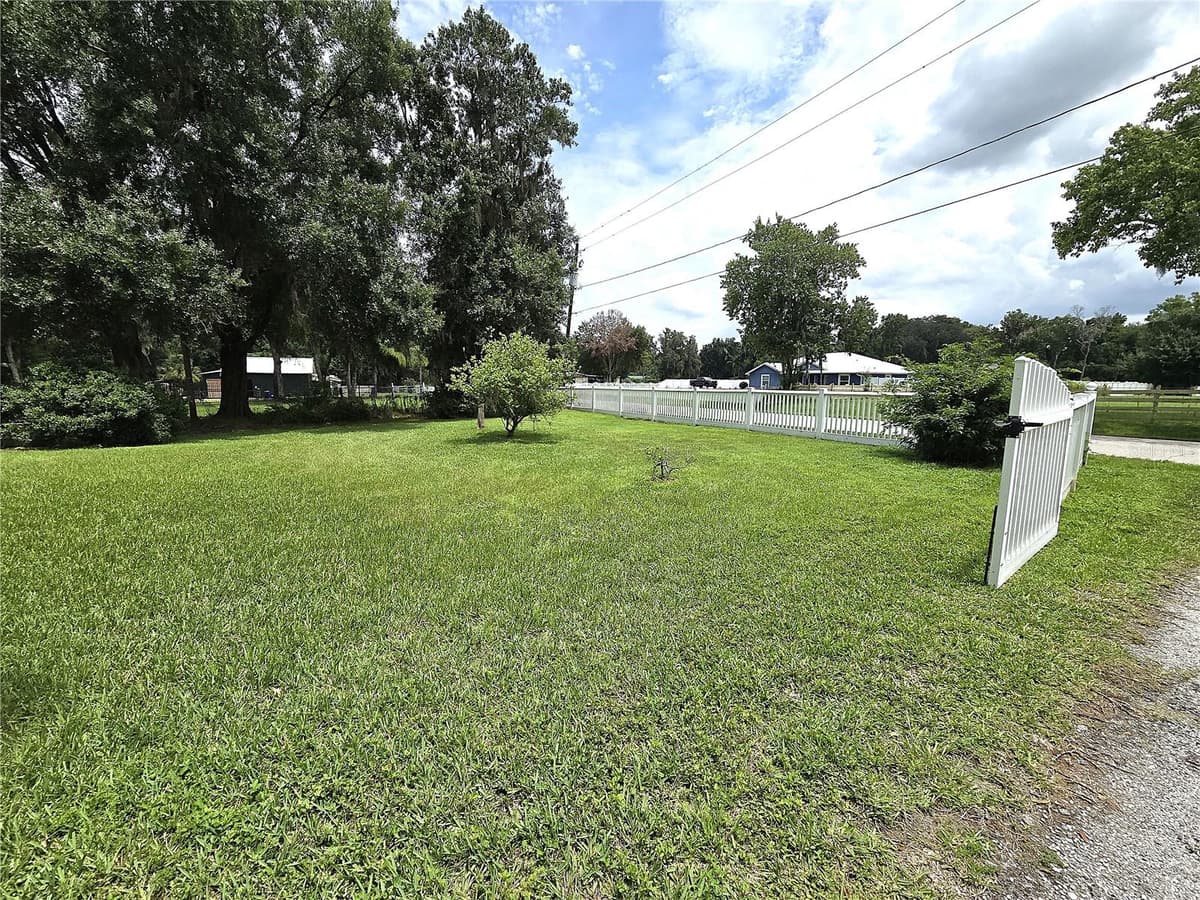 1214 JERRY SMITH ROAD — photo 6 of 50