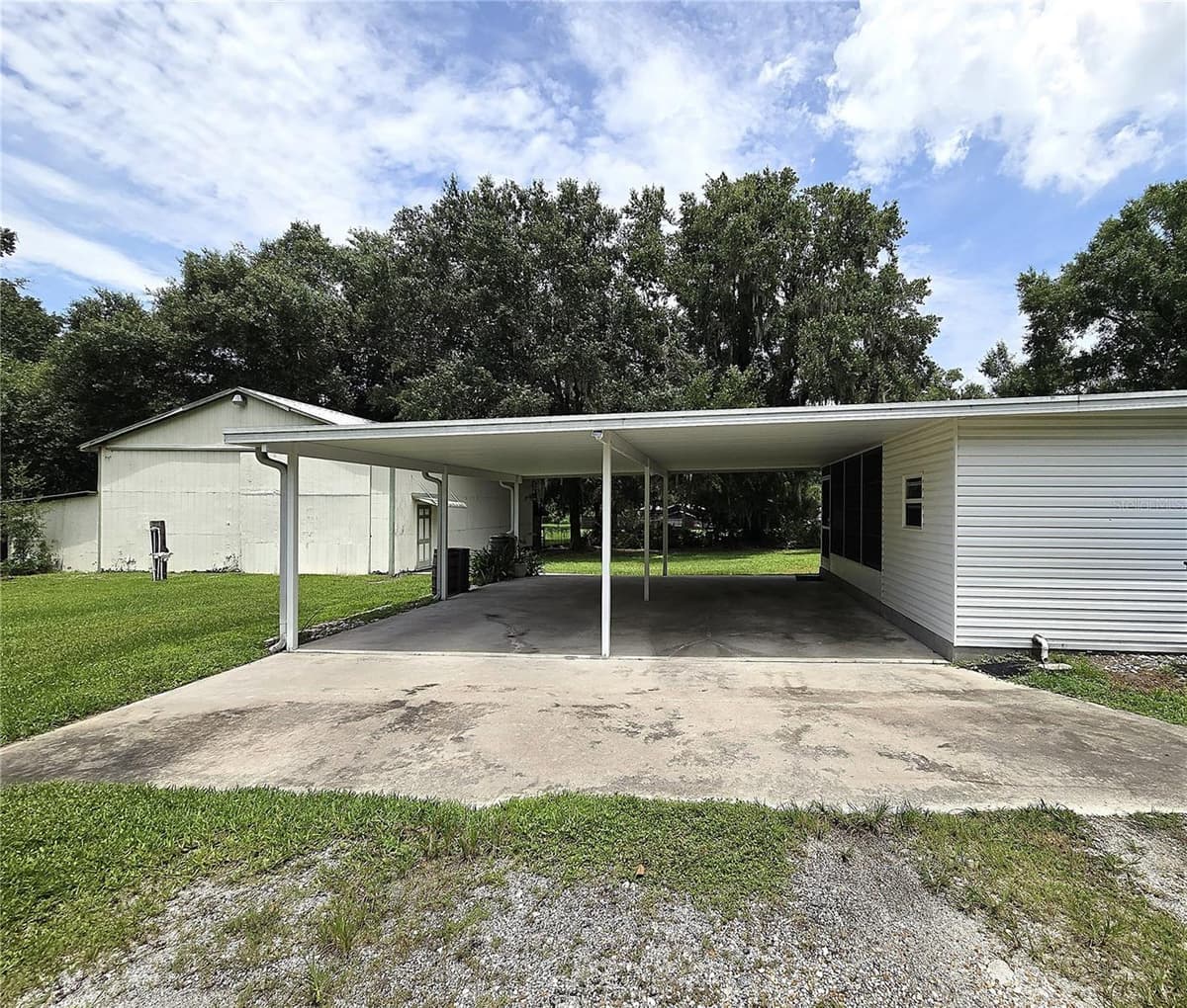 1214 JERRY SMITH ROAD — photo 11 of 50