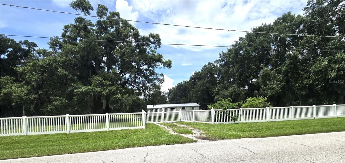 1214 JERRY SMITH ROAD — photo 9 of 50