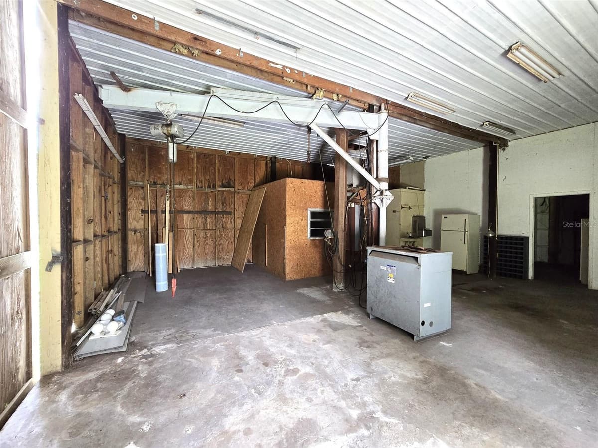 1214 JERRY SMITH ROAD — photo 48 of 50