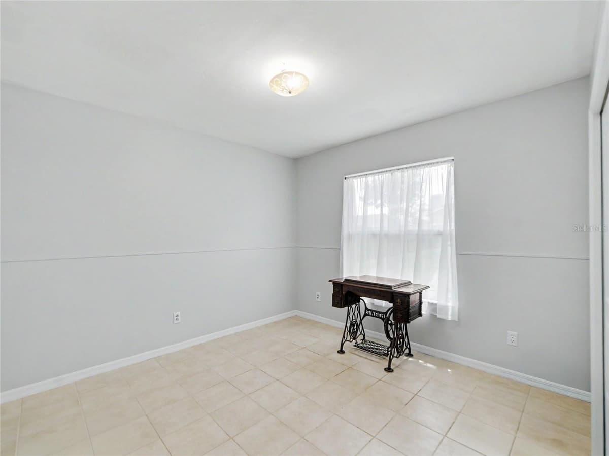 23513 BELLAIRE LOOP — photo 11 of 28