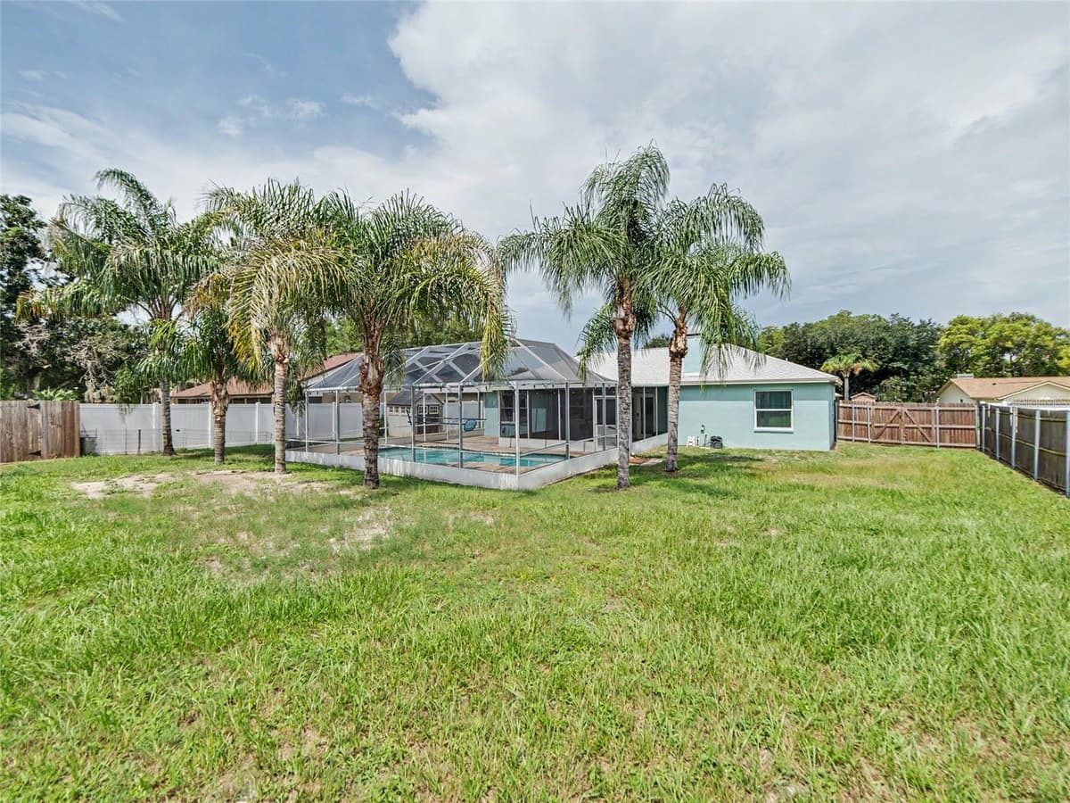 23513 BELLAIRE LOOP — photo 20 of 28