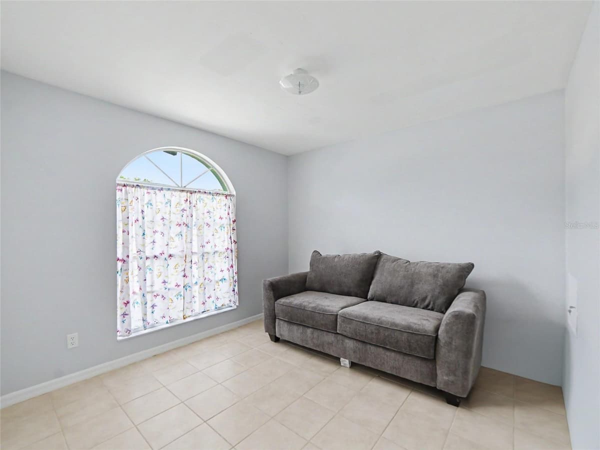 23513 BELLAIRE LOOP — photo 10 of 28