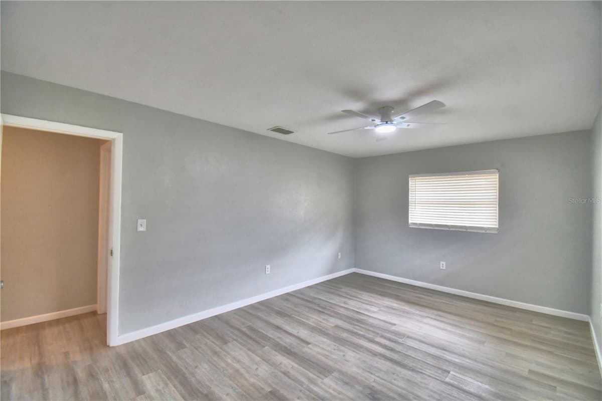 105 BYRON PLACE — photo 32 of 59