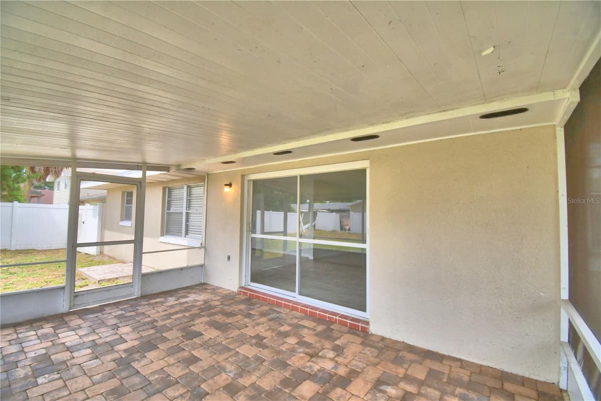 105 BYRON PLACE — photo 47 of 59