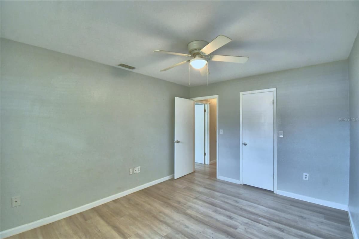 105 BYRON PLACE — photo 37 of 59