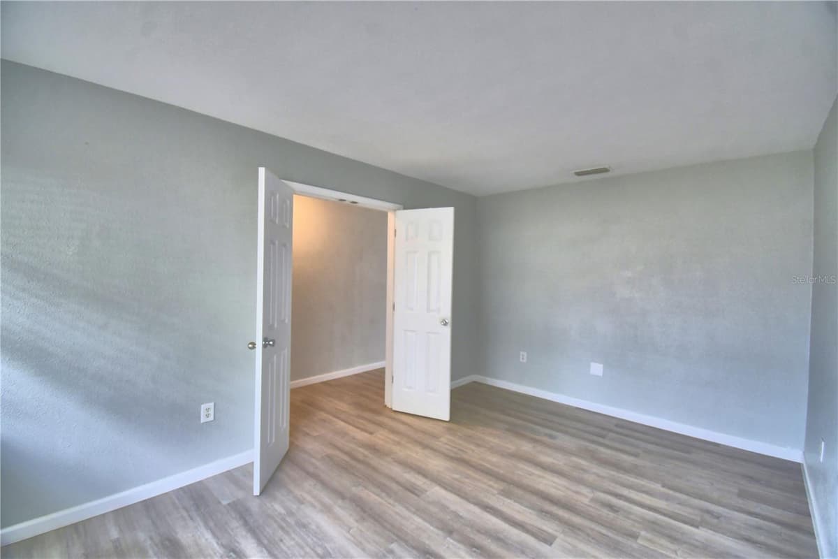 105 BYRON PLACE — photo 43 of 59