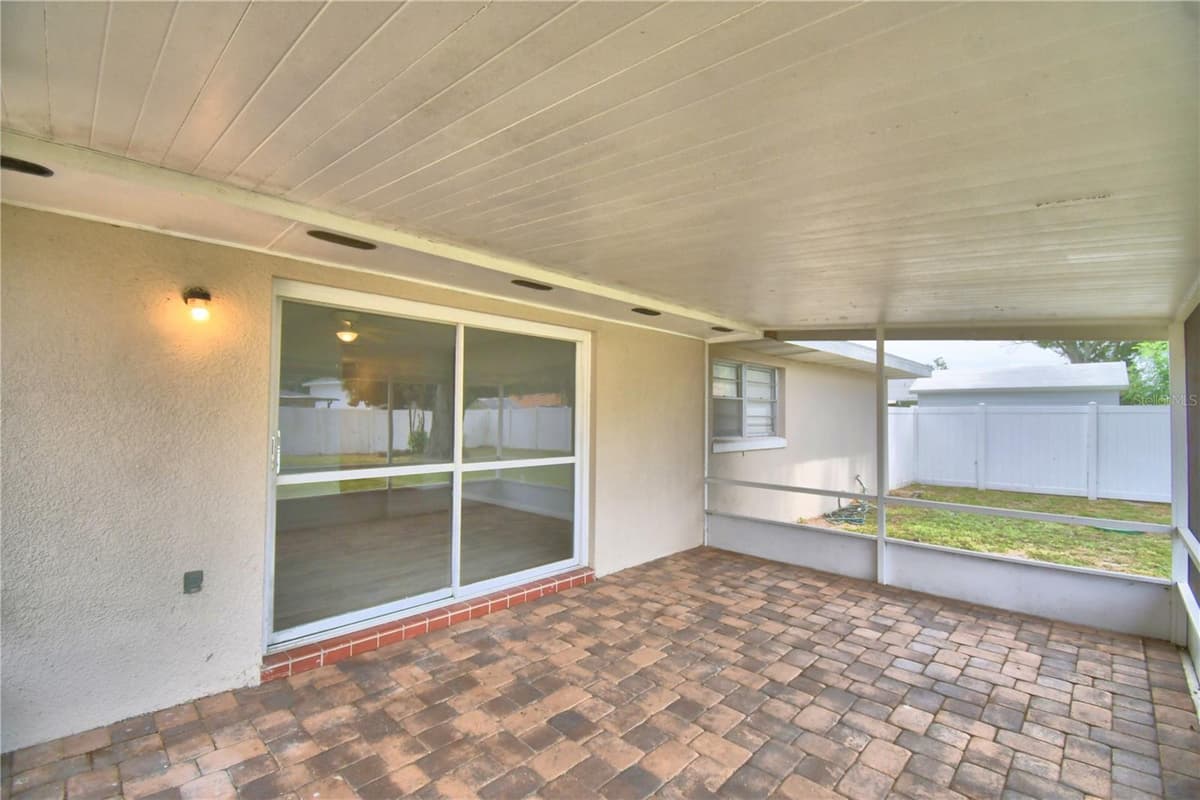105 BYRON PLACE — photo 48 of 59