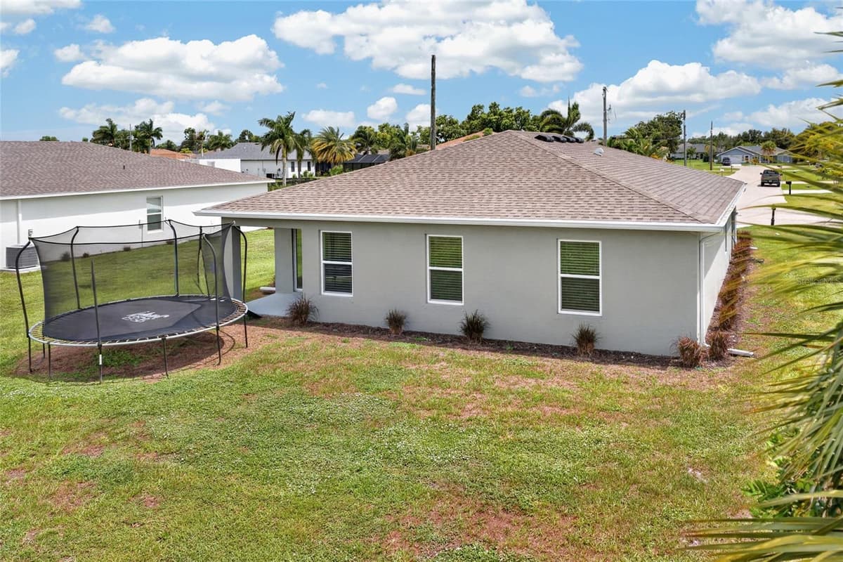 25138 ALICANTE DRIVE — photo 36 of 41