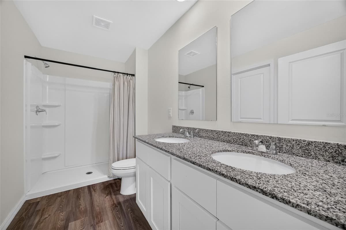25138 ALICANTE DRIVE — photo 16 of 41