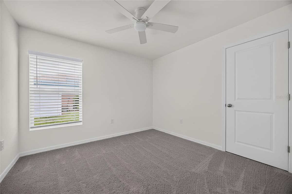 25138 ALICANTE DRIVE — photo 23 of 41