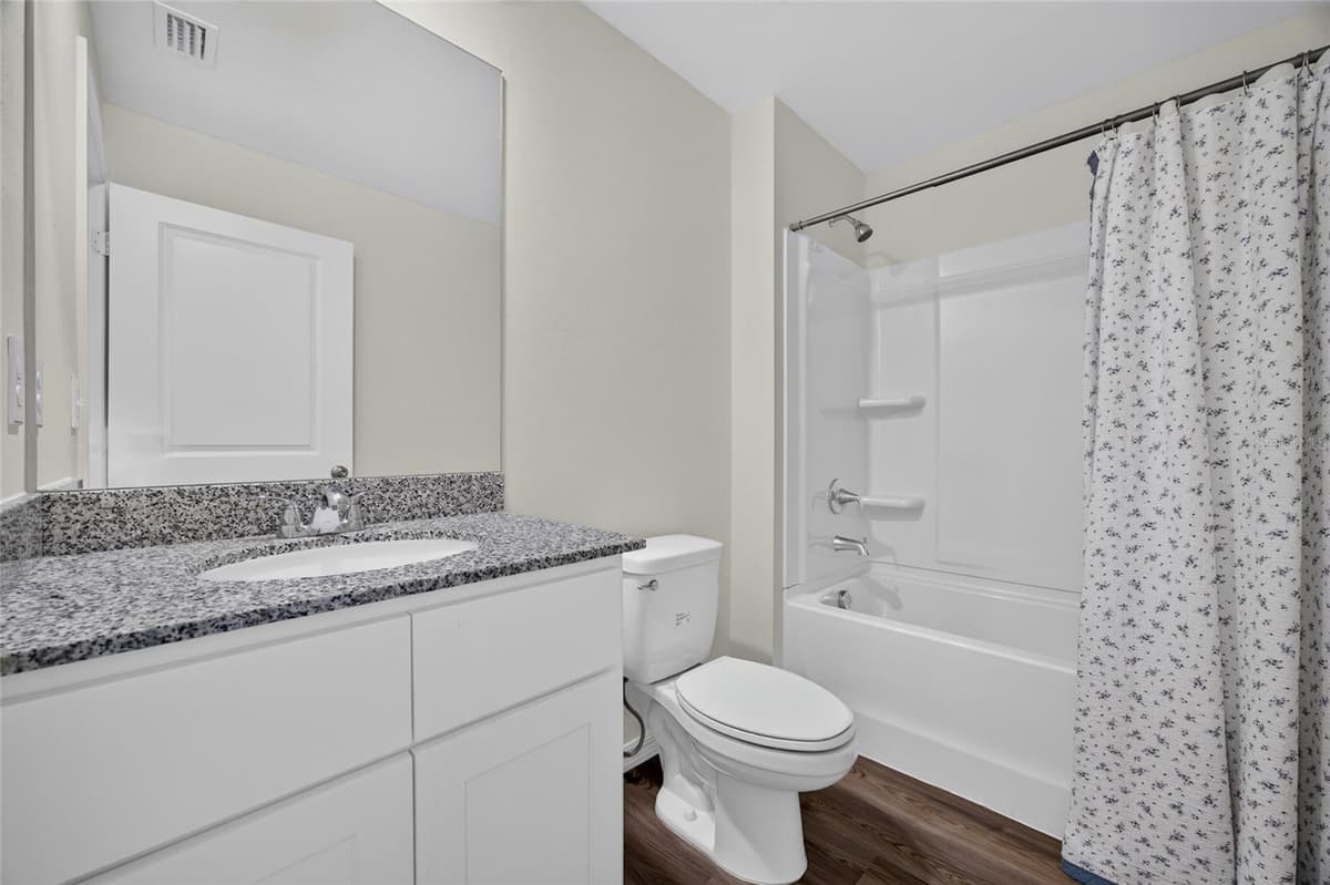 25138 ALICANTE DRIVE — photo 20 of 41
