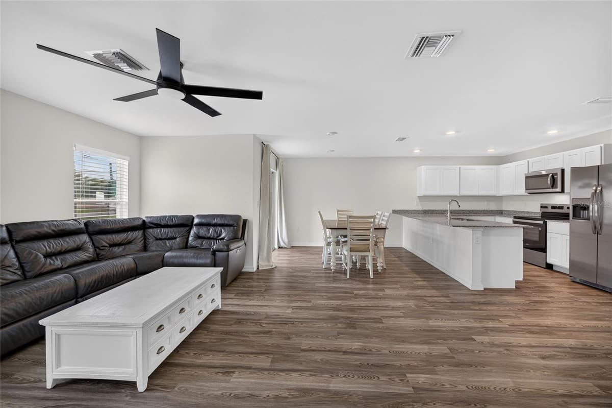 25138 ALICANTE DRIVE — photo 5 of 41