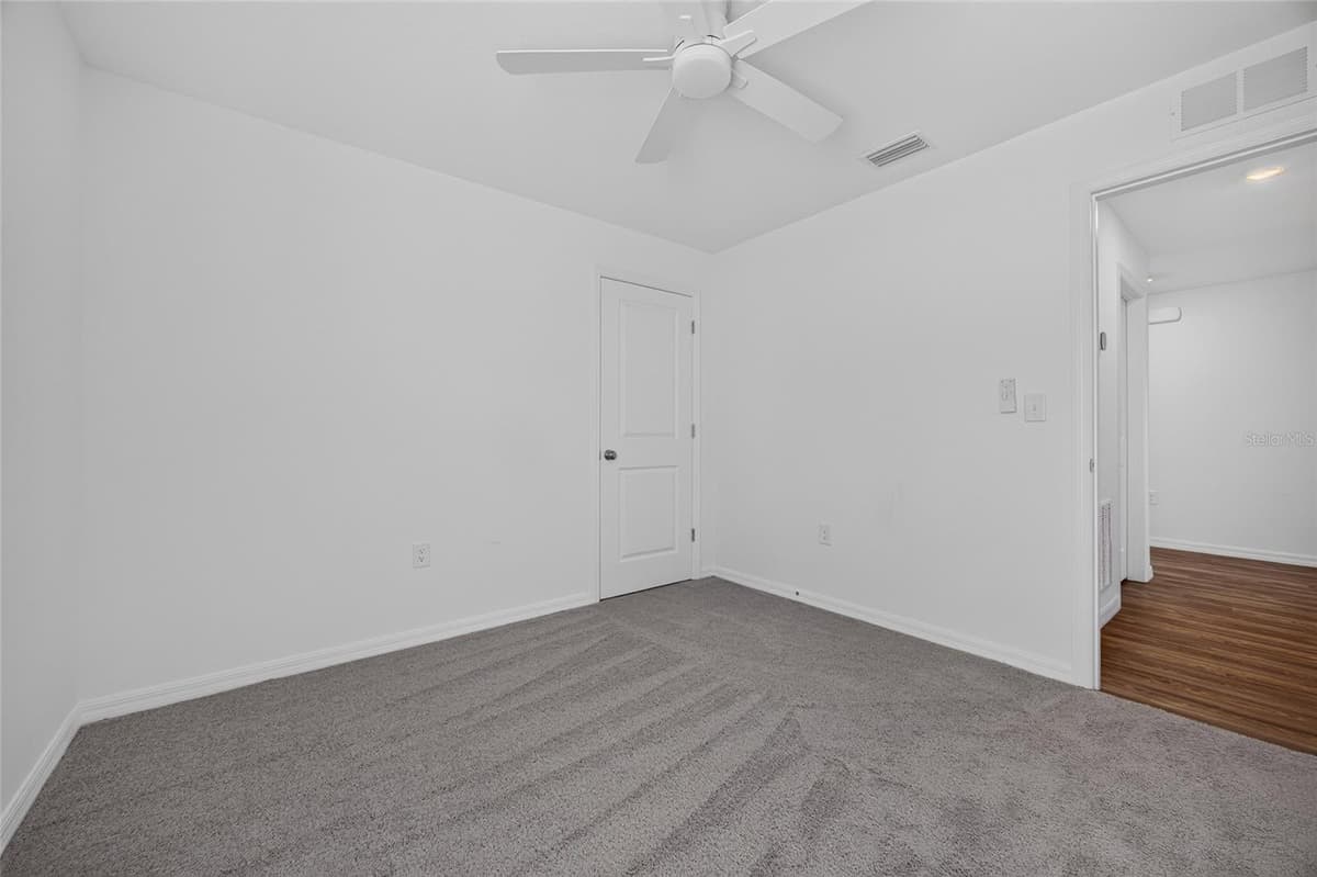25138 ALICANTE DRIVE — photo 24 of 41