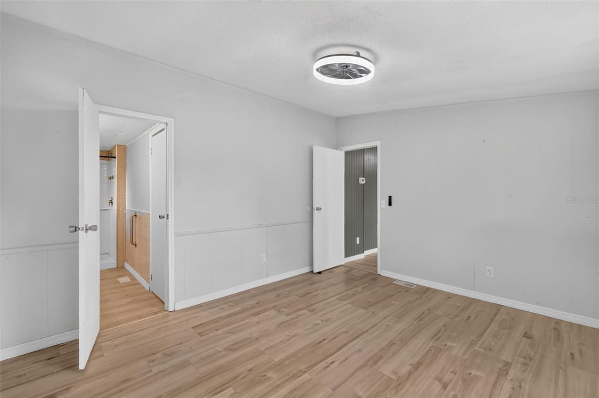 2535 172ND STREET — photo 28 of 44