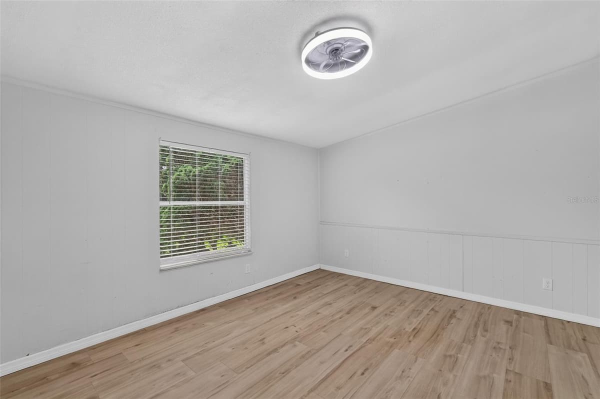 2535 172ND STREET — photo 27 of 44